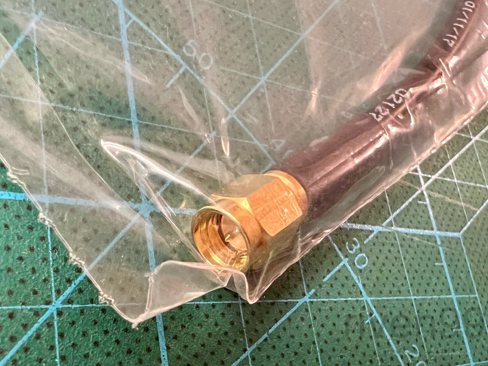 Amphenol RF LMR-195 6GHz Coaxial Cable SMA Female Jack to SMA Male Plug, 0.25m