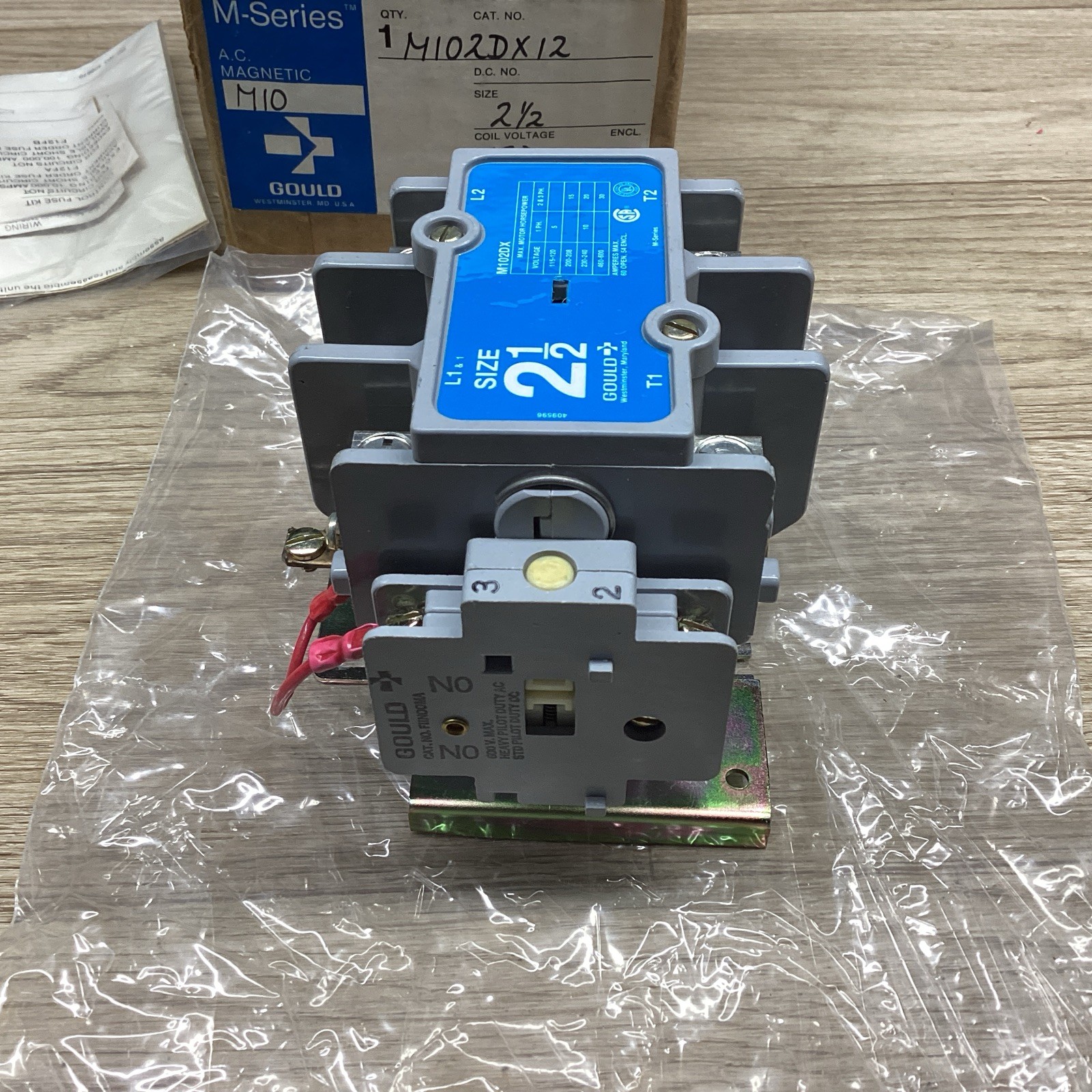 GOULD M-SERIES MAGNETIC CONTACTOR M102DX12 2-1/2 120 COIL VOLTAGE #819E134PR6*CO