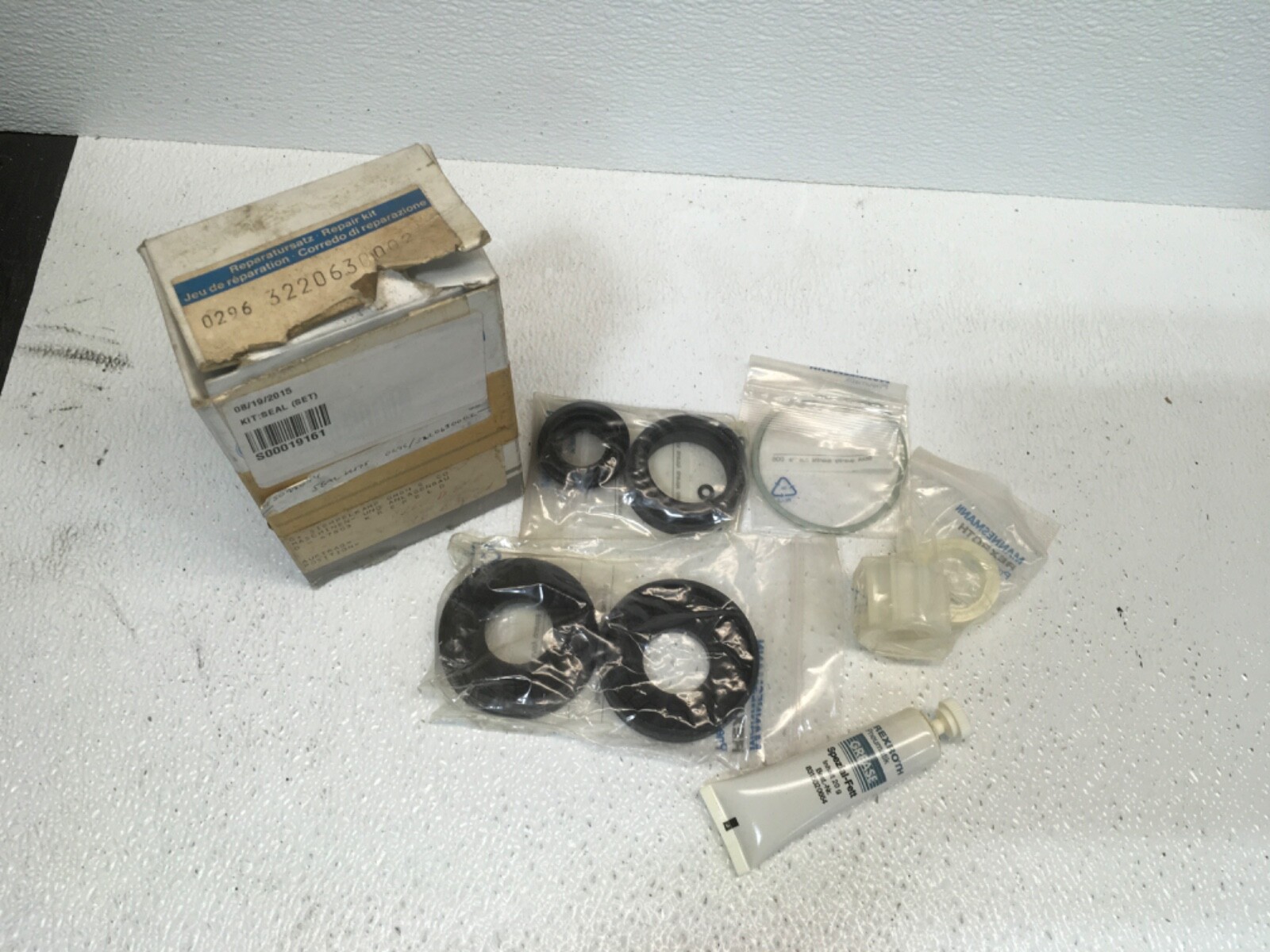 REXROTH 0296 3220630002 REPAIR KIT RUBBER SPACER (KB)