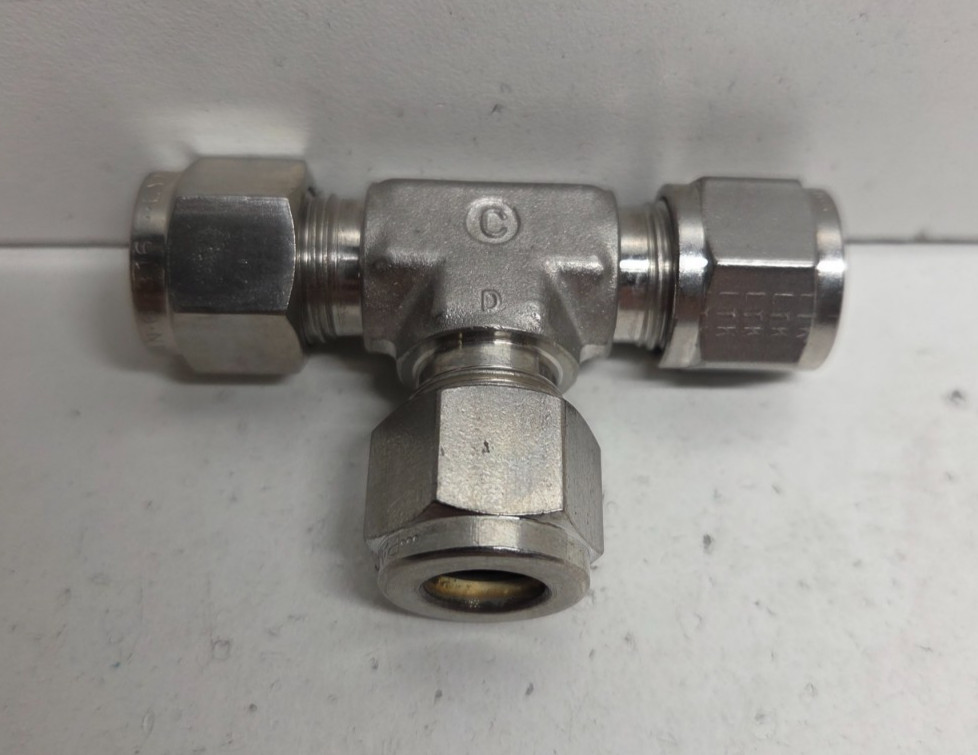 NEW NO BOX! CRAWFORD 3/8″ TUBE OD UNION TEE SS-600-3