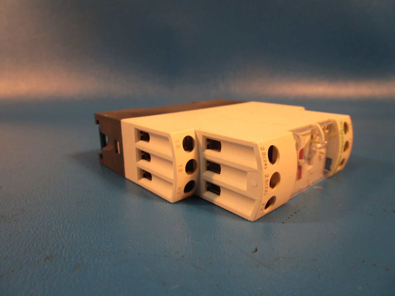 Schneider Electric RE7 TP13BU, 110…240 V AC 50/60 Hz, 24 V AC/DC 50/60 Hz, 42.
