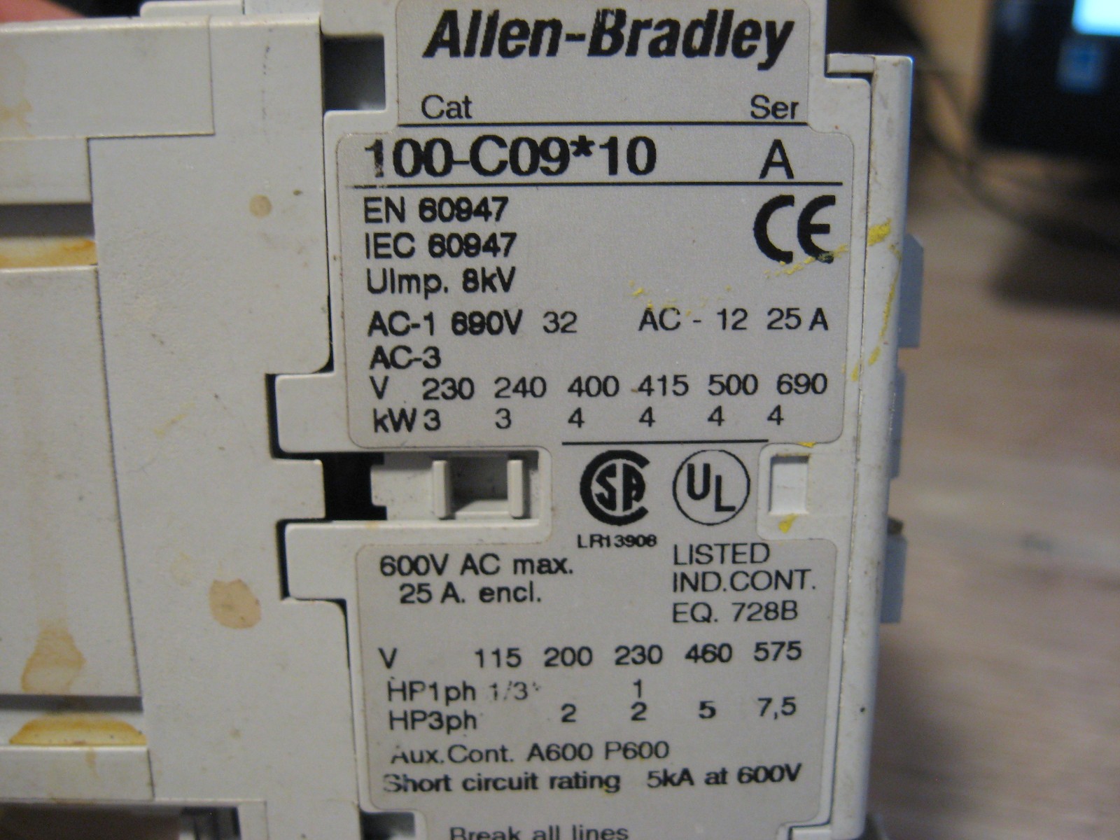 Allen Bradley 100-C09*10 /A Contactor 600V 25A & 193-EA1DB /A Overload Relay