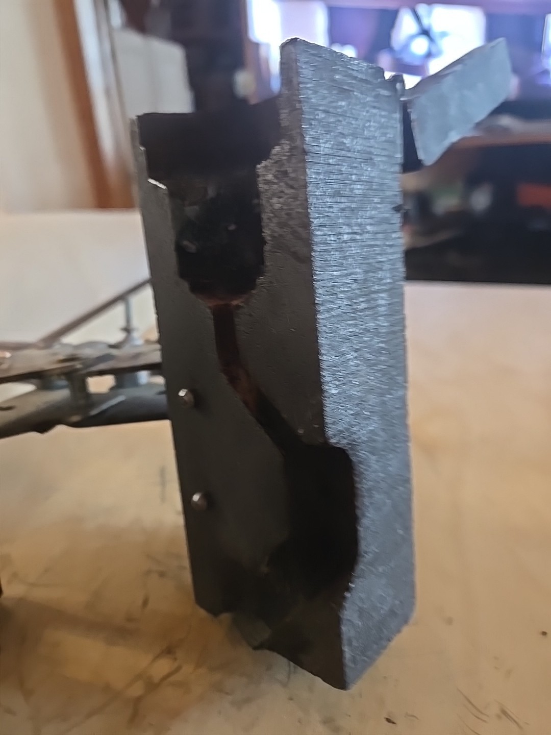 ULTRAWELD VA4/OB 4/0 STR VER STL 115 with MH1 Mold Handle Clamp