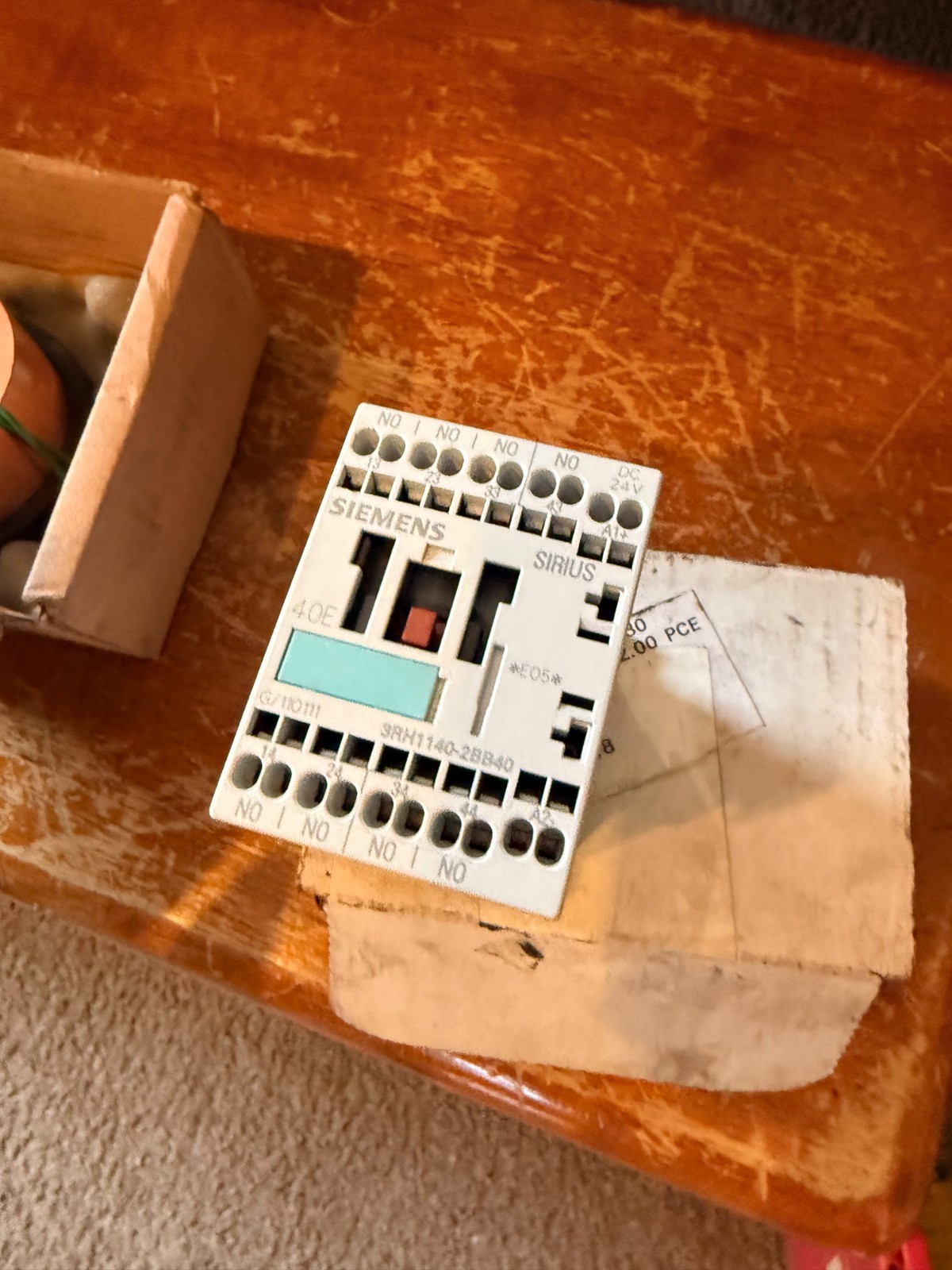 NICE NEW Siemens Contactor Relay, 4NO, DC 24 V # 3RH1140-2BB40