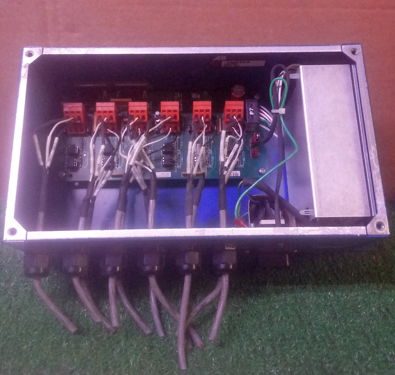 1 USED ACCU-SORT TACH/TRIGGER INTERFACE BOX ***MAKE OFFER***