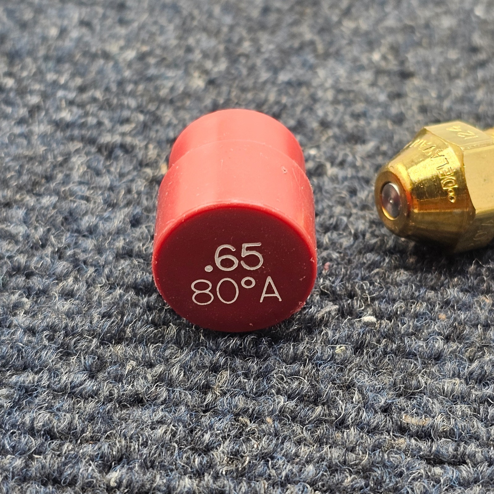 Delavan 00065-80A1 Spray Type A Hollow Oil Burner Nozzle .65 80° A