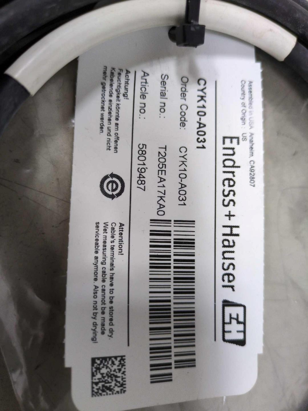Unused Endress Hauser CYK10-A031 3-meter Digital Electrode Cable E+H Memosens