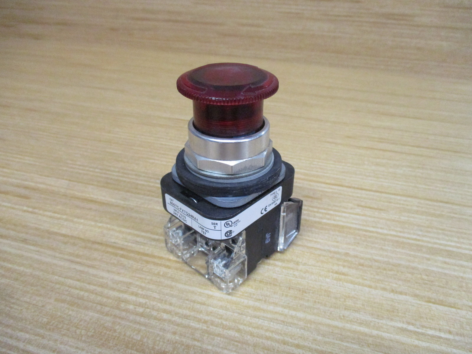 Allen Bradley 800TC-FXTQ24RA1 Push Pull Switch (Pack of 3)