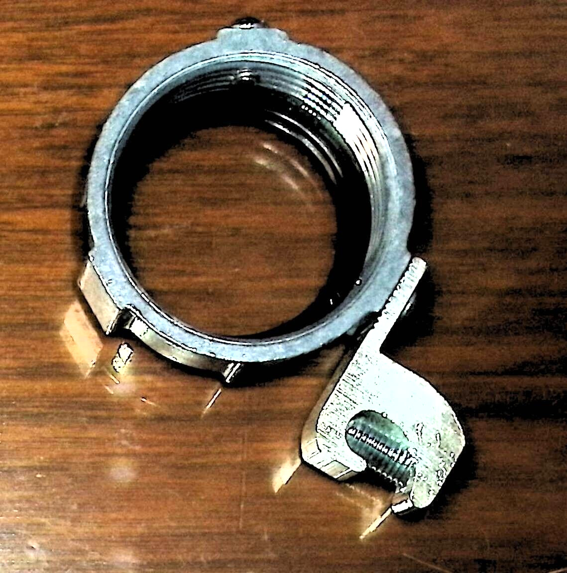 2 Thomas & Betts Steel City BG806A-1 2″ Die Cast Zinc Conduit Grounding Bushing