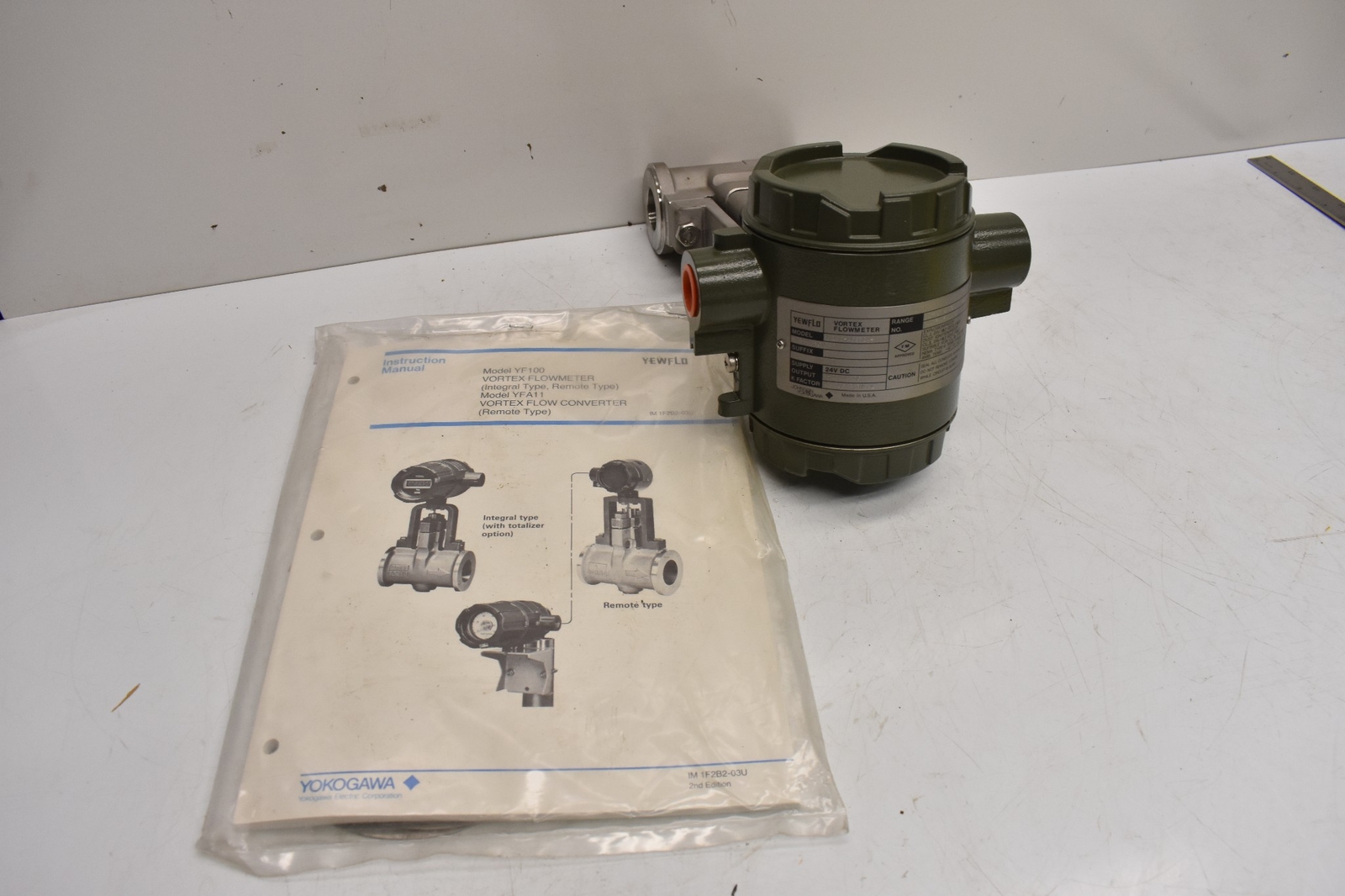 Johnson Yokogawa Yewflo Vortex FlowMeter YF102-AGSB2A-S3S3*C/F MF 24VDC