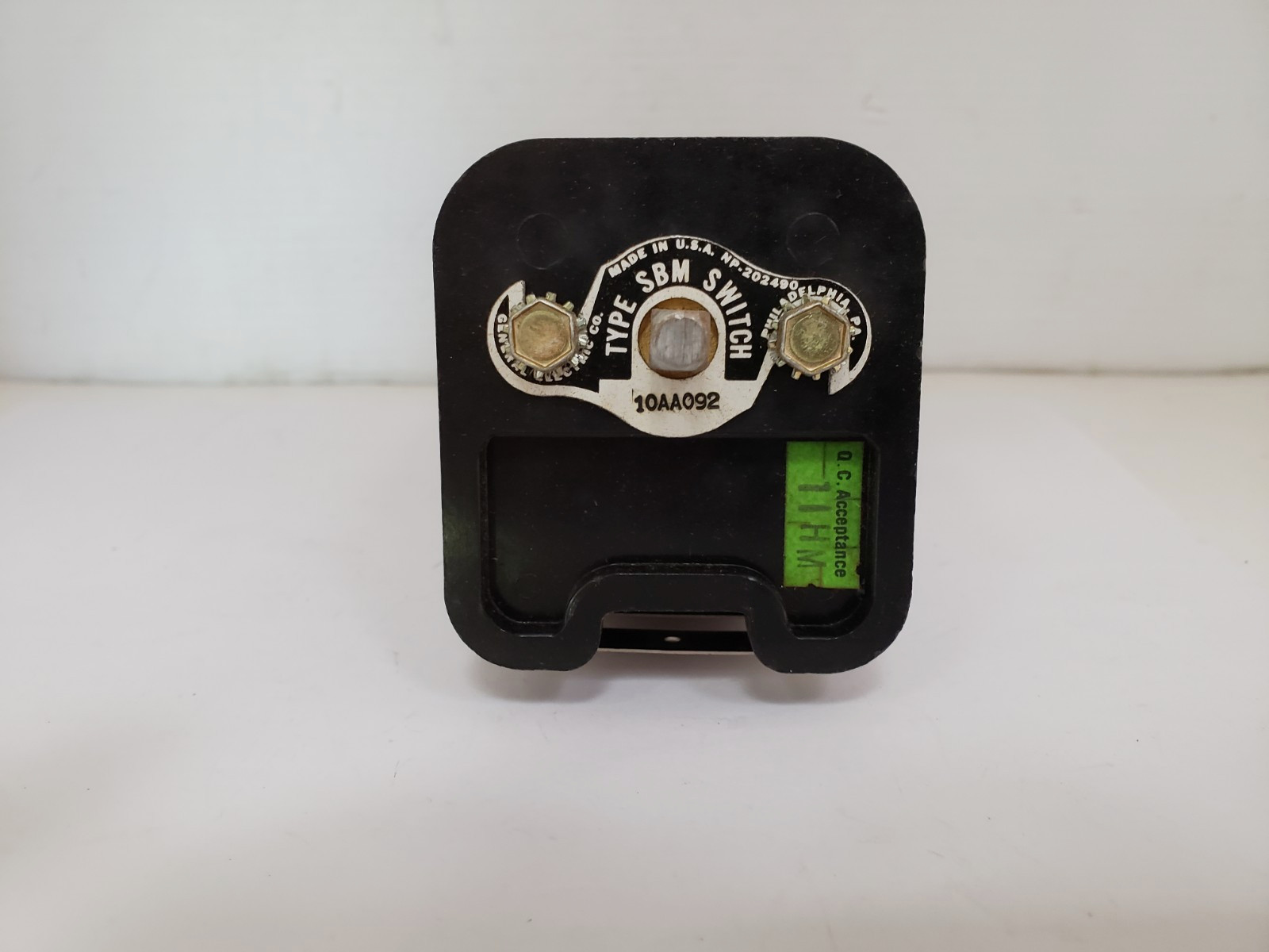 GENERAL ELECTRIC 10AA092 ROTARY CAM SWITCH 4 POSITION MAINTAINED NNB
