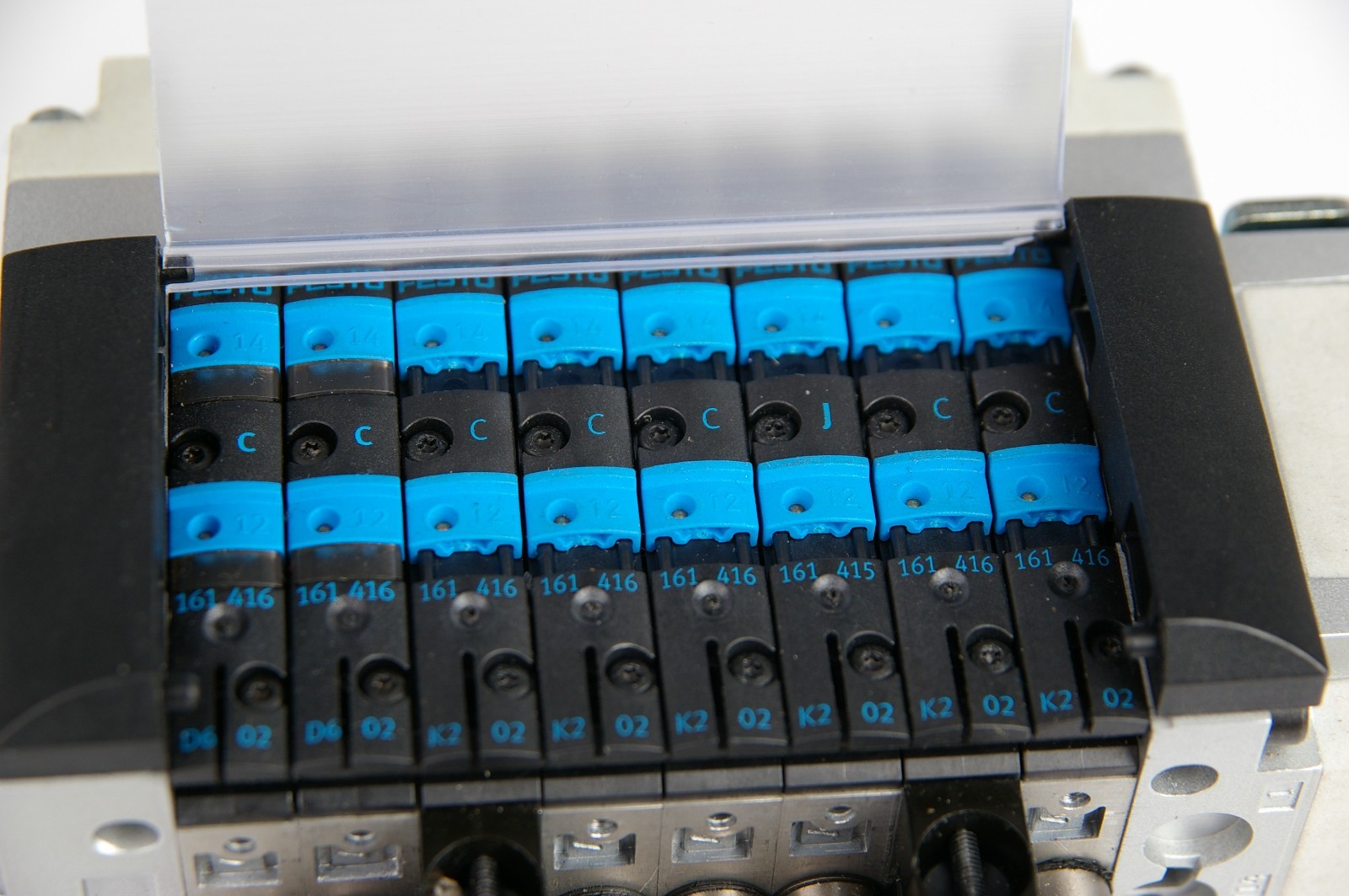 Festo CP10-VI 18200 + 7x 161416 + 1z 161415 Valve manifold