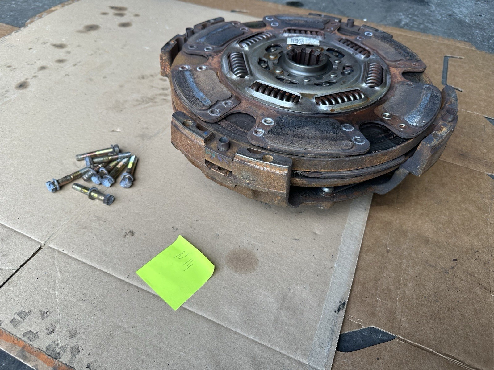 2001 Cummins N14 Engine EATON FULLER CLUTCH ASSEMBLY 15-1/2″x10Tx 2″ C197C369 OE