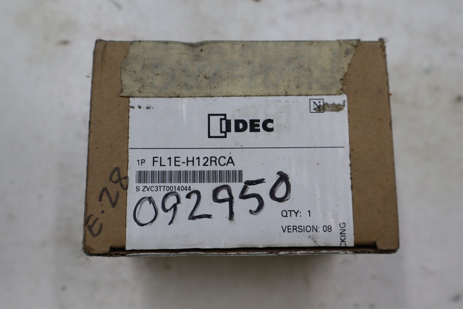IDEC FL1E-H12RCA SMARTRELAY CPU 24VAC-DC PLC Programmable Logic Controller