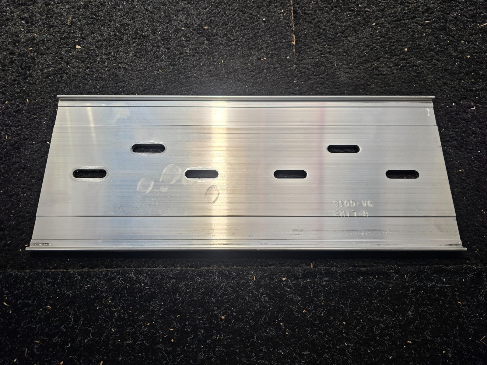 Eaton B-Line Series 9A-6018SS6 Heavy Duty Expansion Splice Plate For S8A