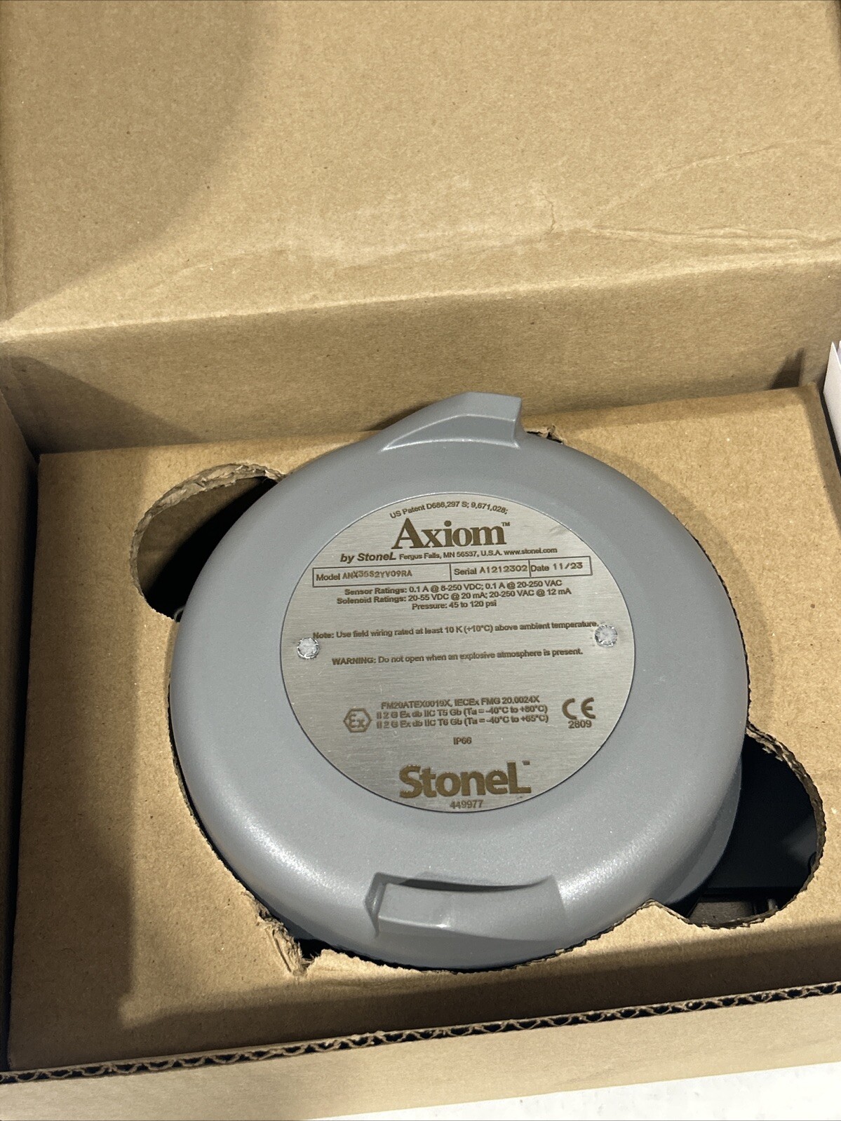Axiom StoneL Valve Controller ANX35S2YV09RA S/N A1212302