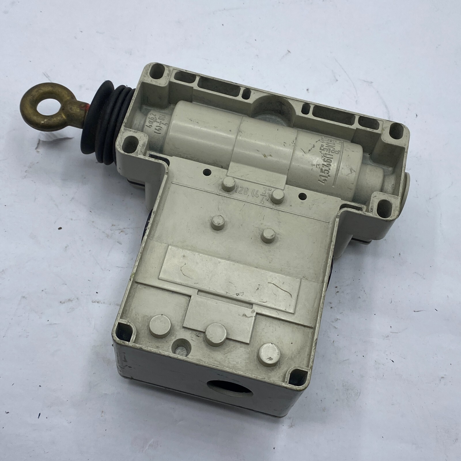 Telemecanique XY2-CE Cable Controlled Safety Switch EN 60947-5-1 ⭐