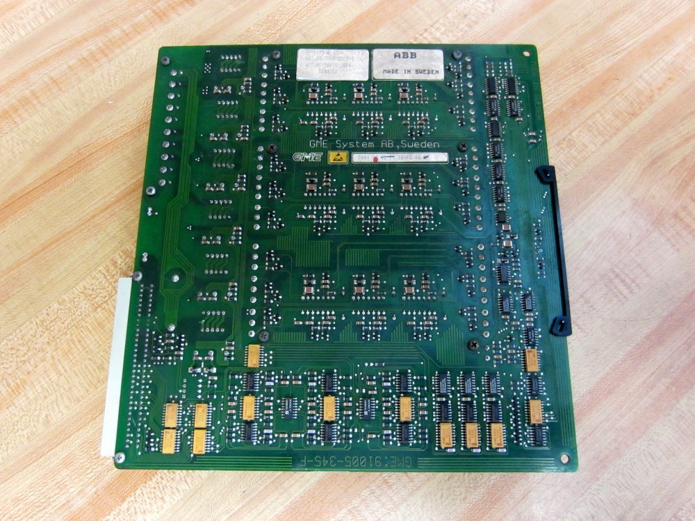 ABB 3HAB2207-1 Servo DSQC 236D 3HAB2207-1/1 – GME:91005-345-F
