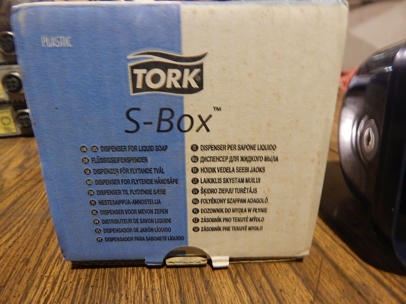 NEW Tork S-Box 35.20.82 Liquid Soap Dispenser *FREE SHIPPING*