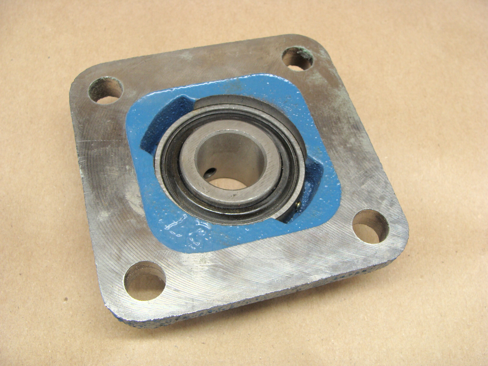MB MFG 4 BOLT FLANGE BEARING F4-05 11154 W/FC425-78 BEARING