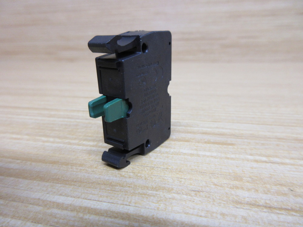Moeller Klockner M22-CK10 Eaton Contact Block M22CK10