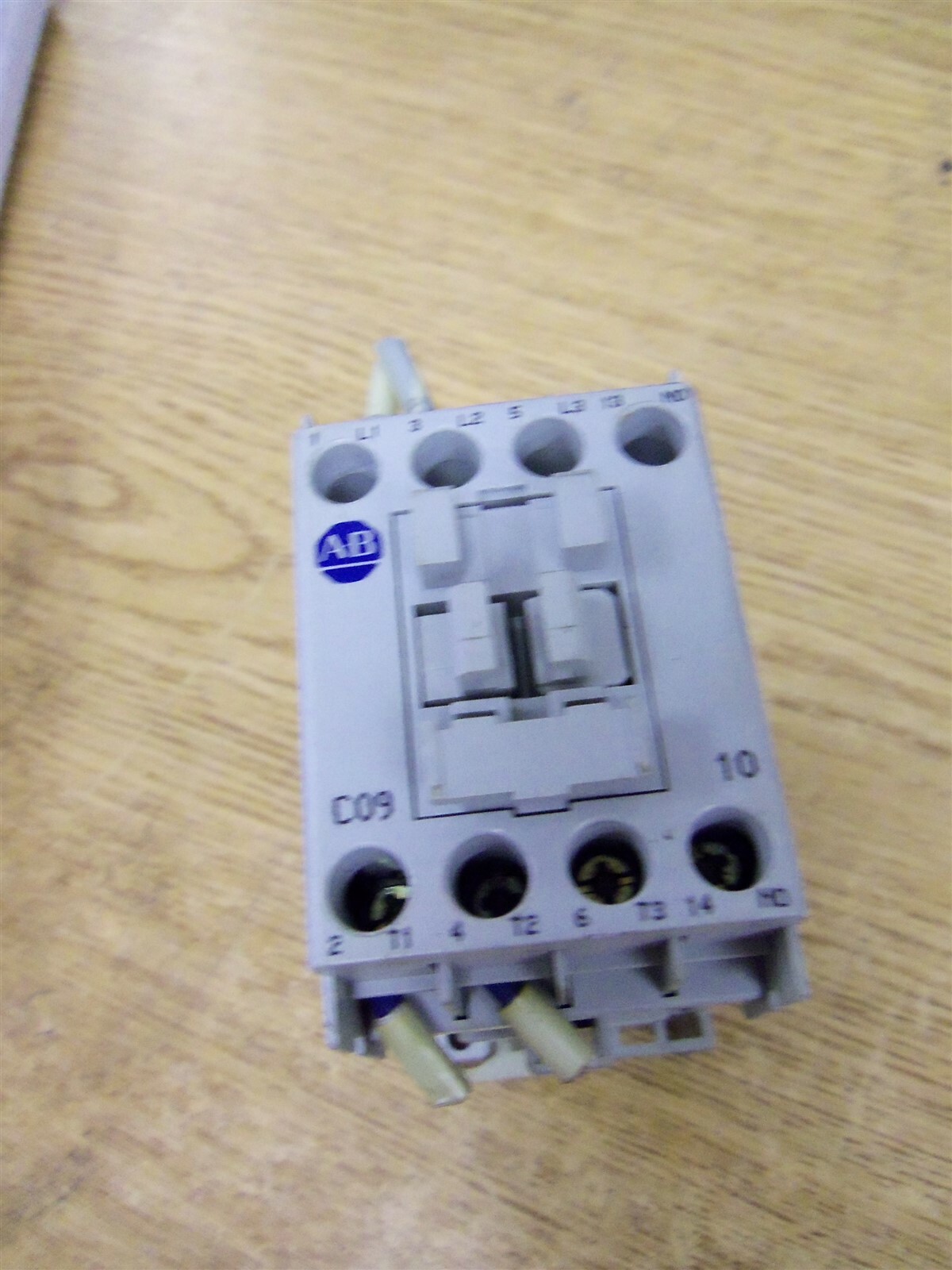 Allen Bradley 100-C09D*10 24VDC Contactor Series A *FREE SHIPPING*