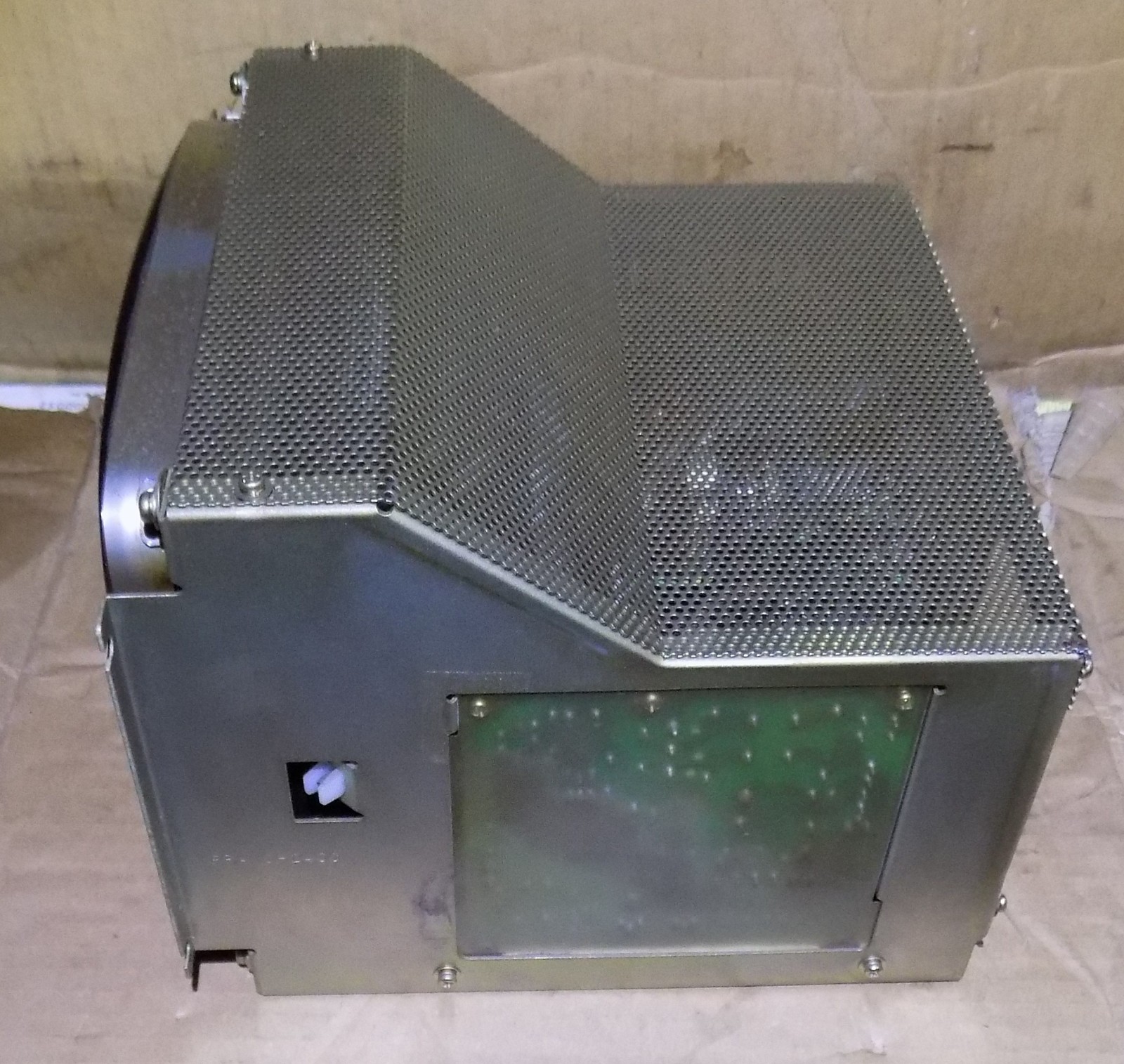 TOTOKU model MDT962B-4A 9 inch monochrome CRT display monitor