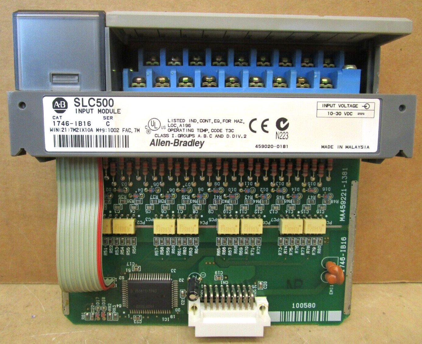 Allen-Bradley SLC500 5/04 1746-P2 1747-L541 1746-NI16V 47689HM