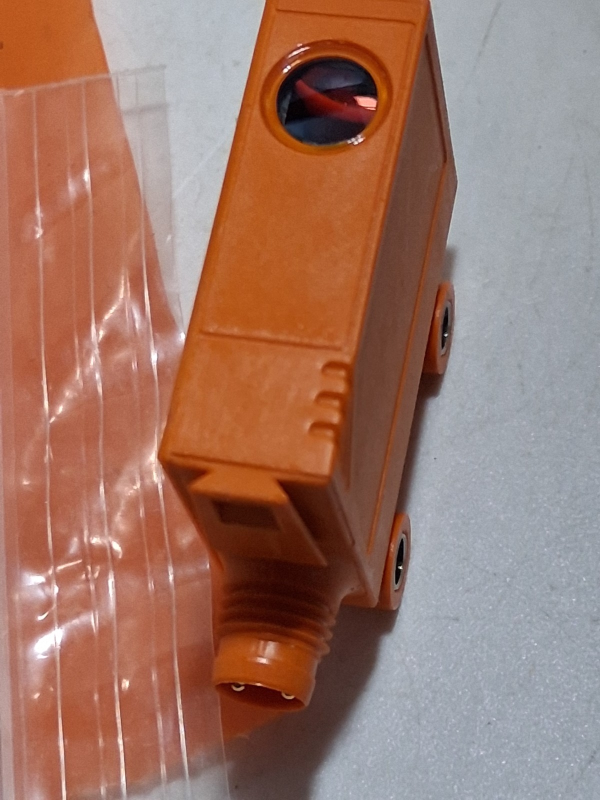 IFM OJS-OOKG/SO/AS (OJ5130) SENSOR TRANSMITTER 10-30VDC NIB