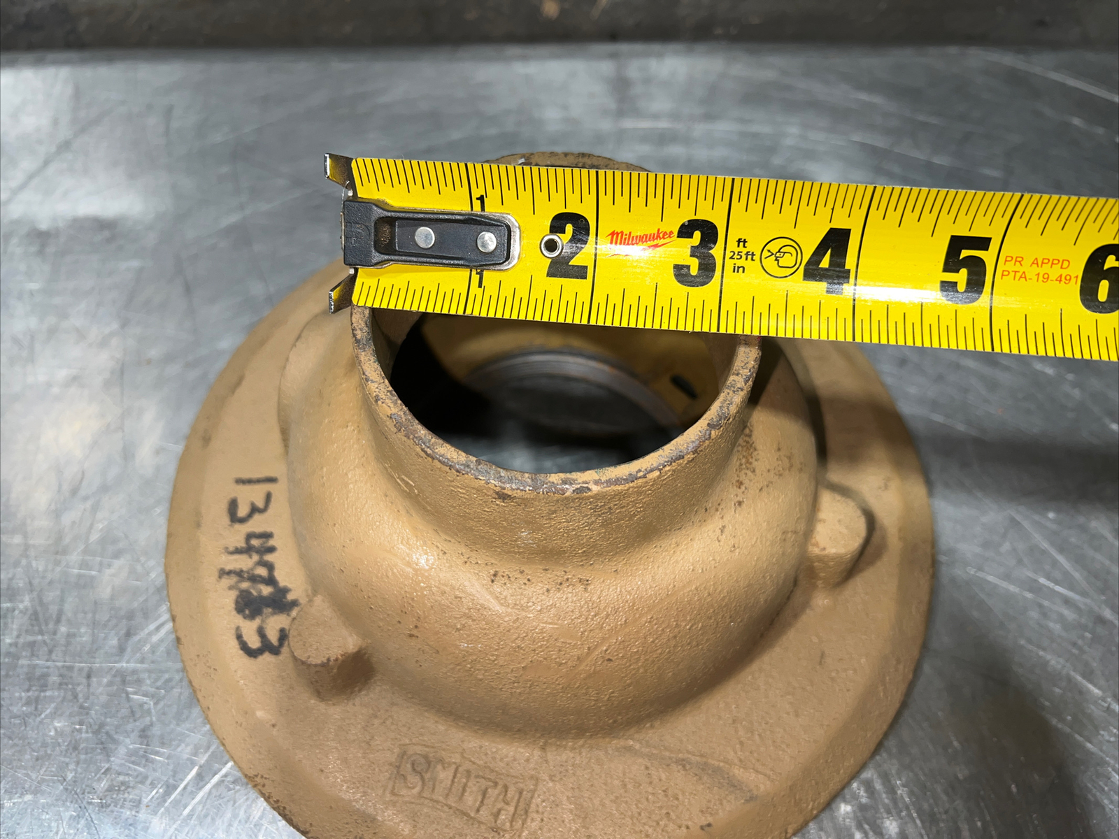 JAY R. SMITH MFG. CO Floor Drain Body 9213 Nos Surplus. ID 4