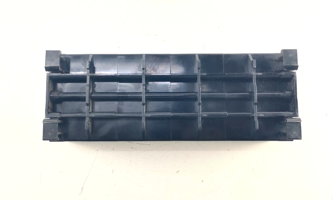 Togi Toyogiken PCFL-1H30Z Terminal Block Relay Board
