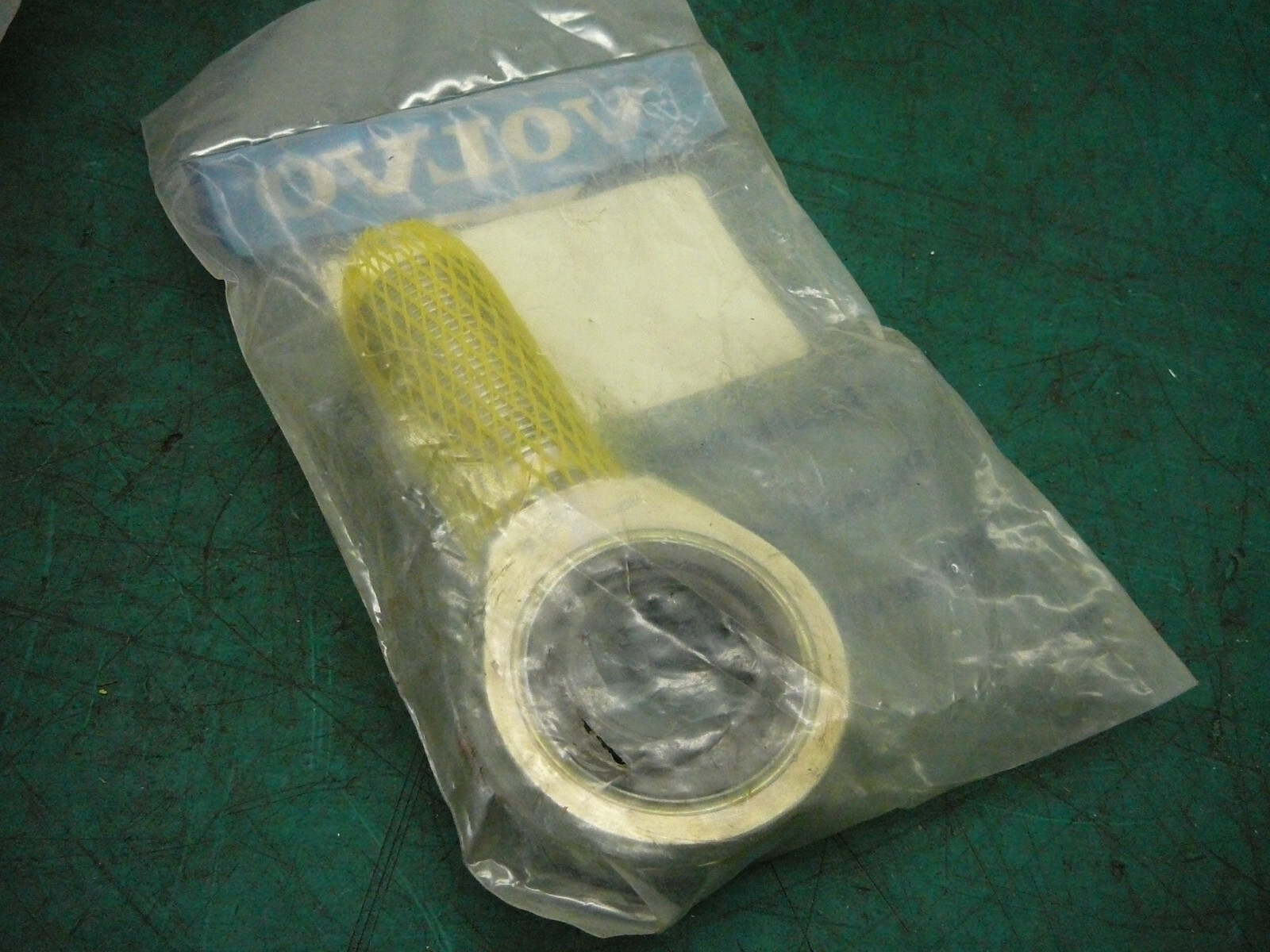 LOT OF 2 VOLVO CONSTRUCTION EQUIPMENT 12726120 ROD END WING LIFT CYL 728