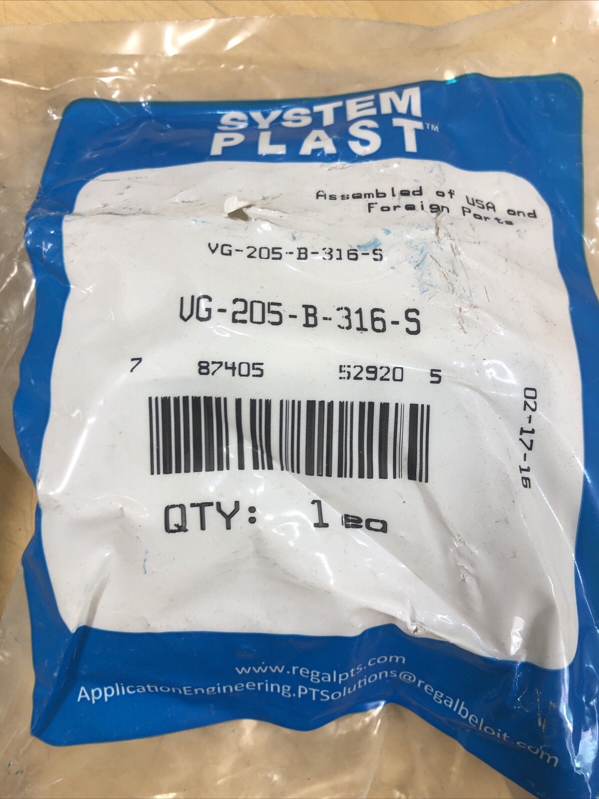Lot of 2 – System Plast VG-205-B-316-S Brackets (5701)