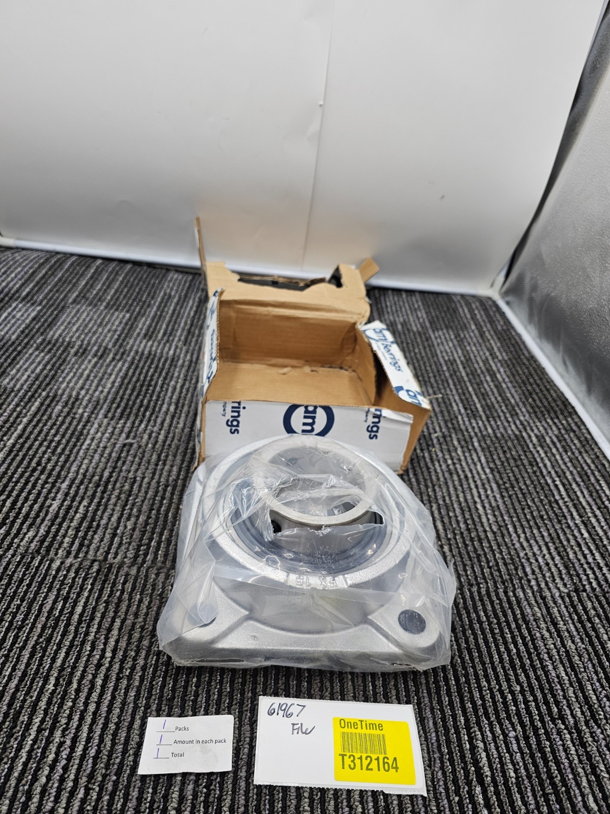 AMI UCFX15-48NP 3″ 4-BOLT FLANGE PILLOW BLOCK BEARING