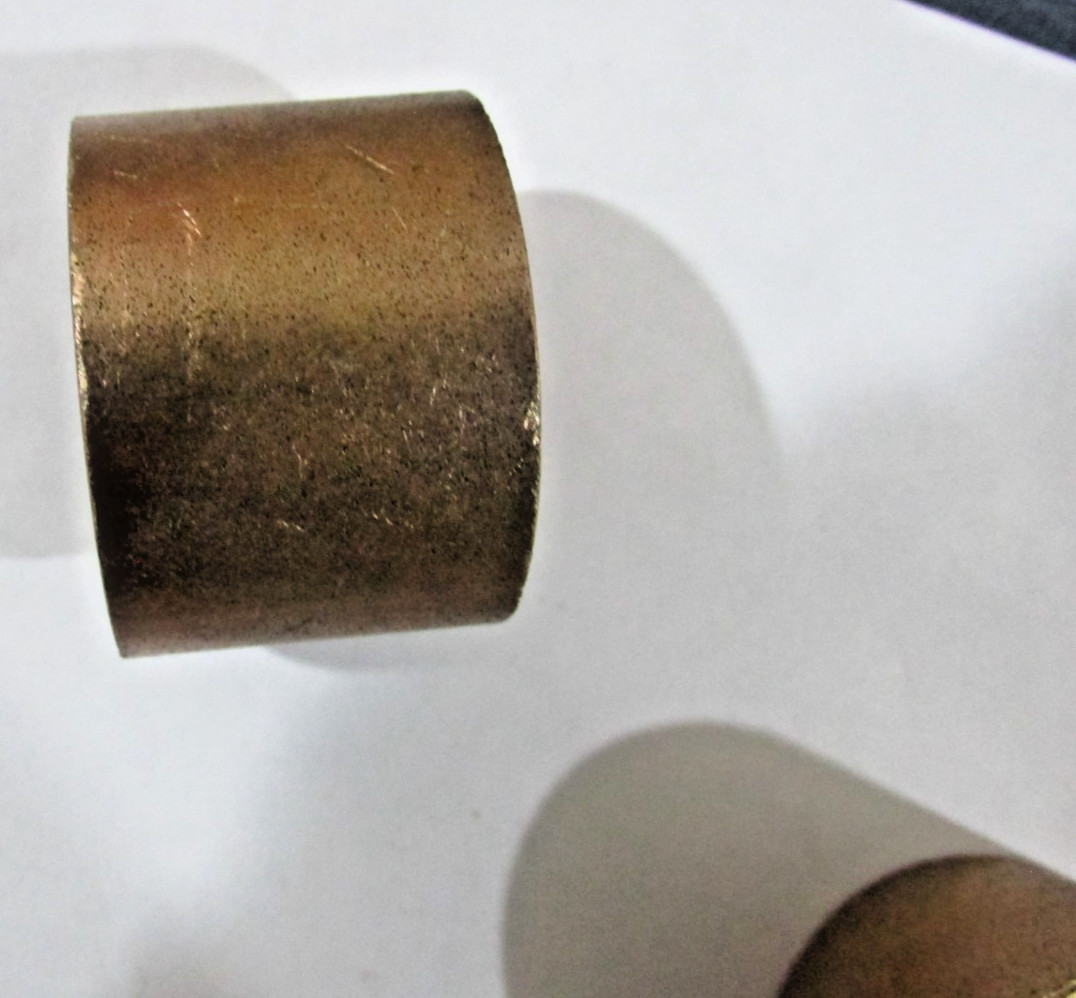 Oilite AAM2535-25B Bronze Bearings. Quantity 5 in bag.