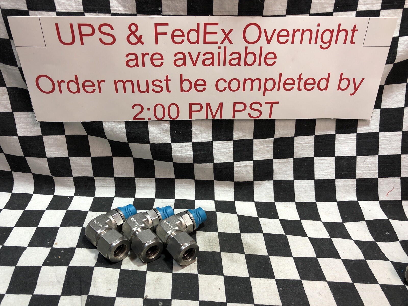 Swagelok Positionable Male Elbow 1/2″ TUBEx1/4″, SS-810-2-4PR, LOT OF 3 #1648AQ