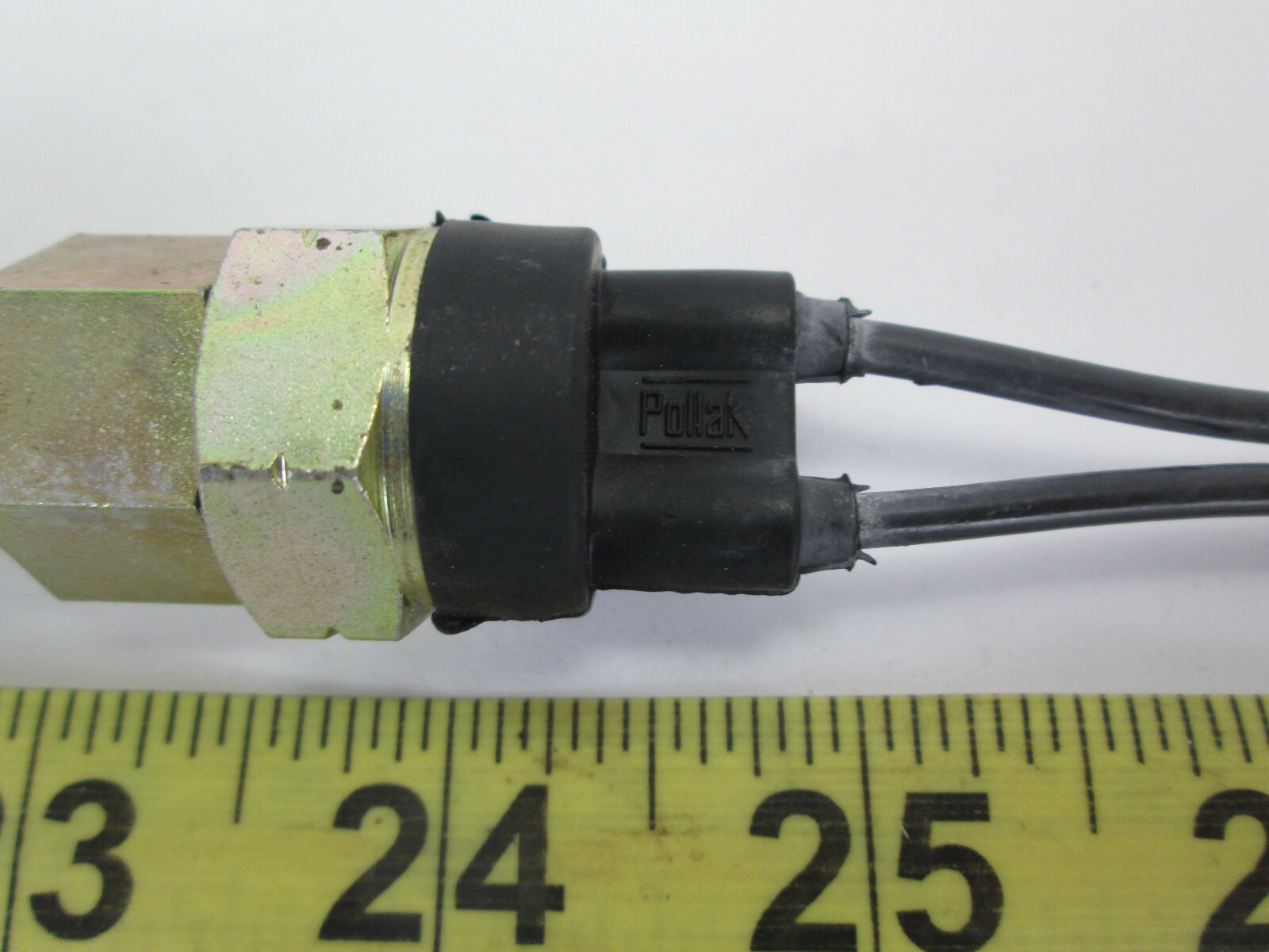 Plunger Switch Button Pollak with 2-Pin Delphi Connector