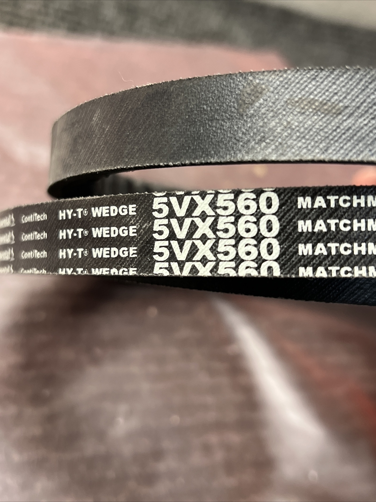 NOS Continental – 5VX560 HY-T WEDGE V-BELT