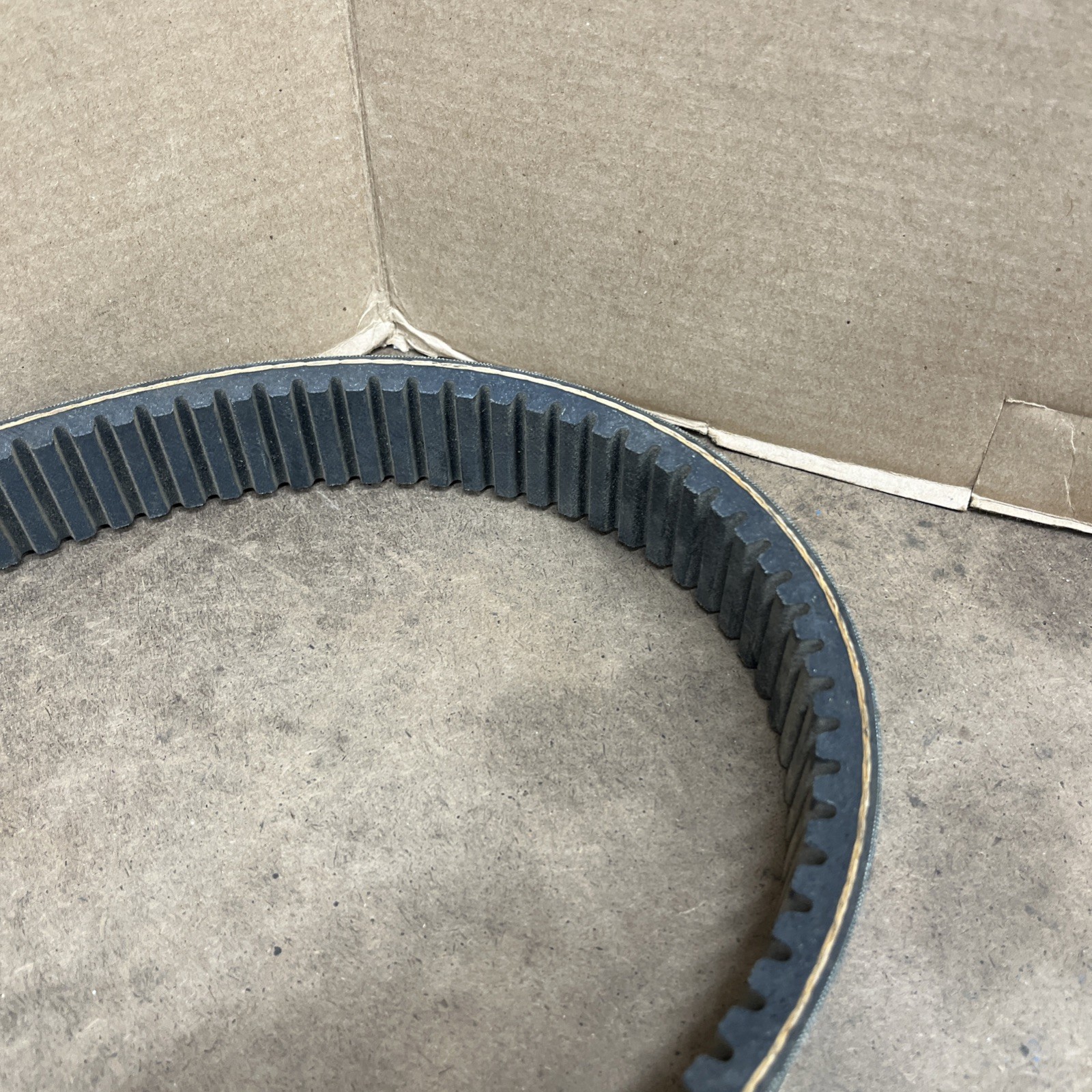 *NEW* Ametric 42X13X1120 LI Metric VSB Belt 1120mm L 42mm W 13mm T Unimatch