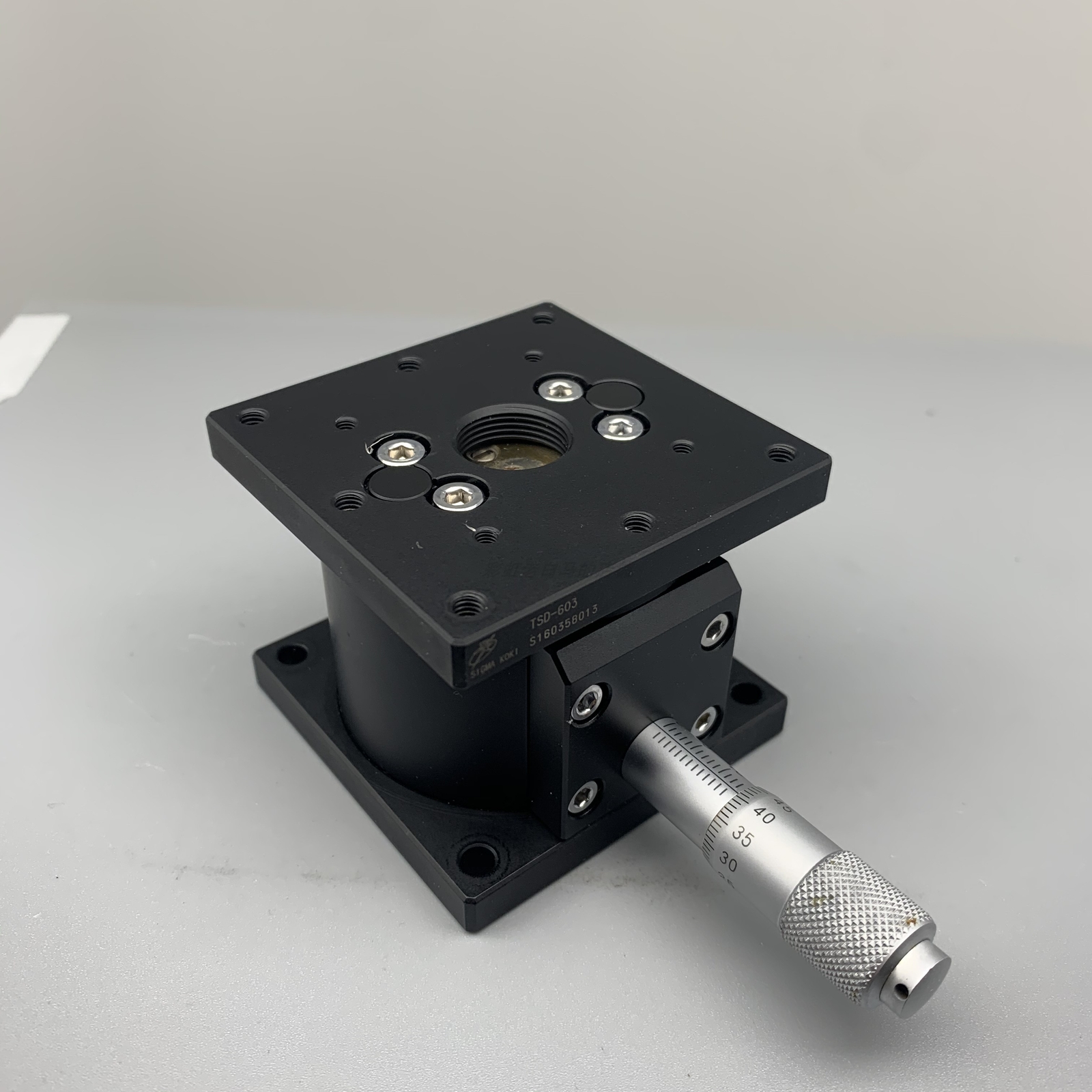 TSD-603 Z-axis lifting platform Manual fine-tuning platform 60MM