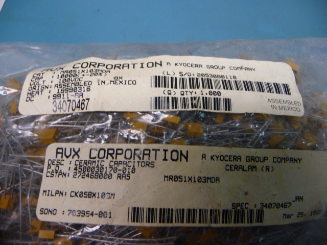AVX CK05BX103M Qty of 1000 per Lot CAPFXD 0.01UF 100VDC