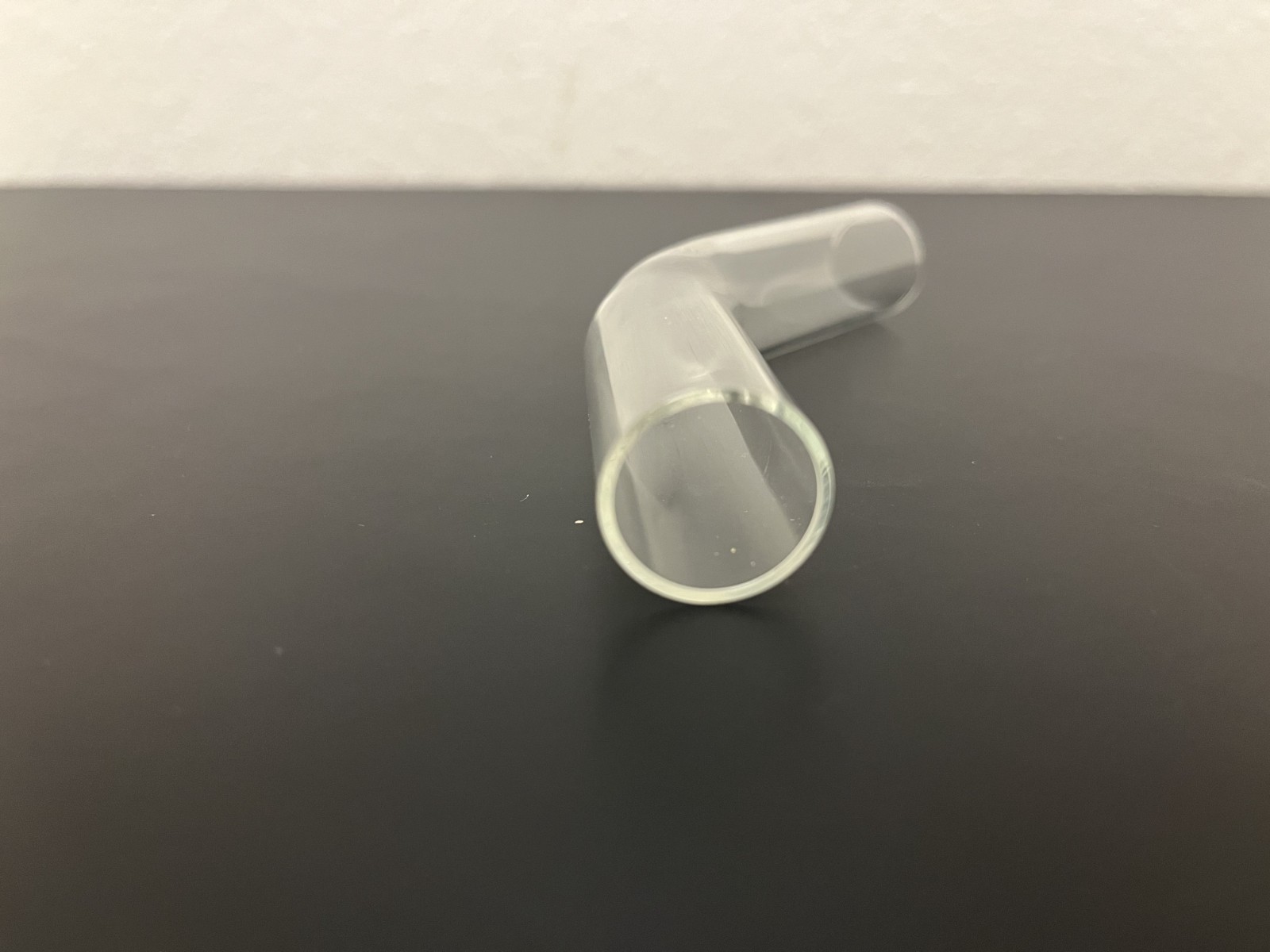 VirTis 3/4″ x 3/4″ 45 deg Glass Adapter for Dryer Flask Lid, Long, 1/PK