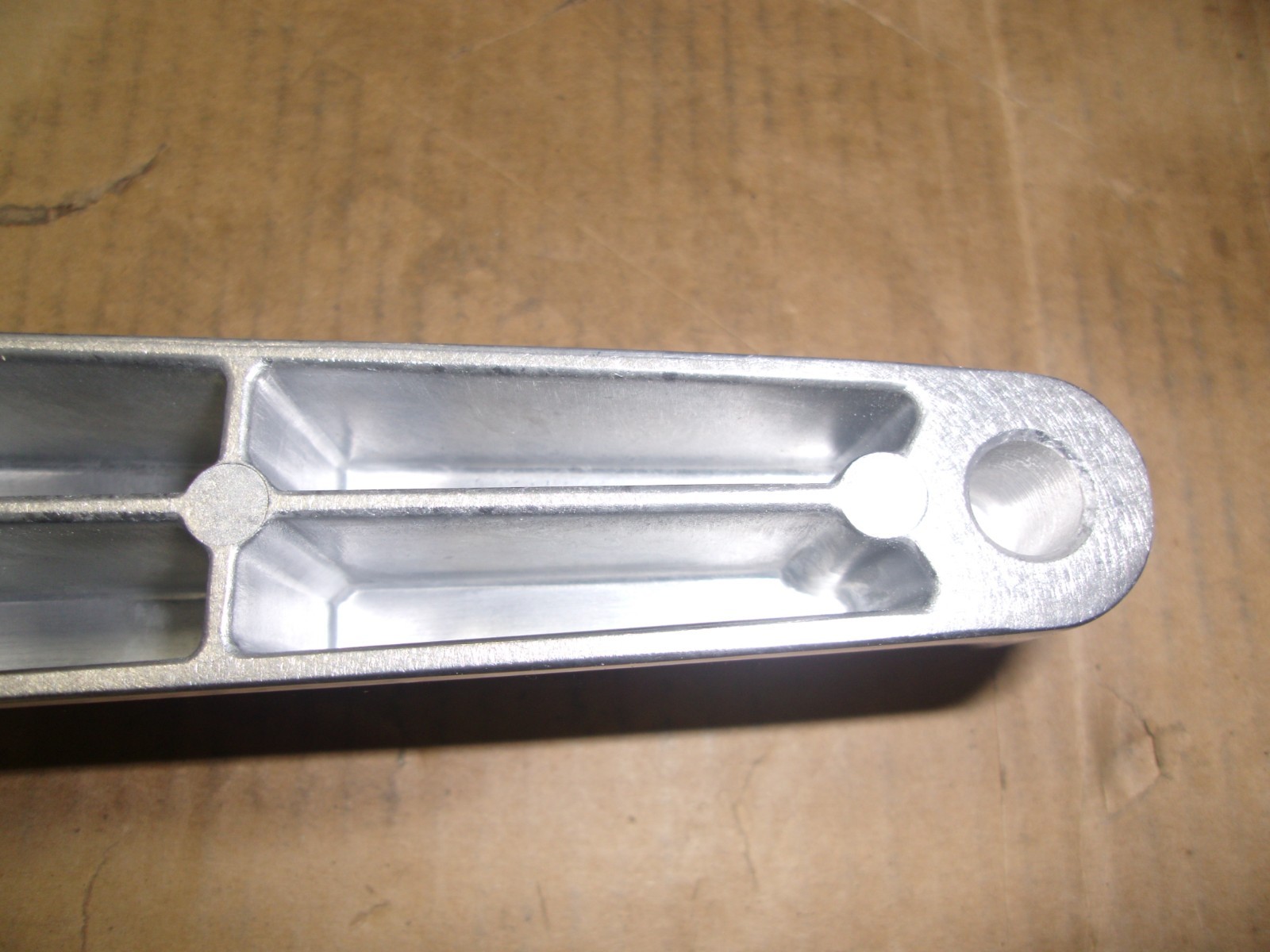 Aluminum T-Slot Oval Extrusion chrome finish Foot Base for rollers or feet