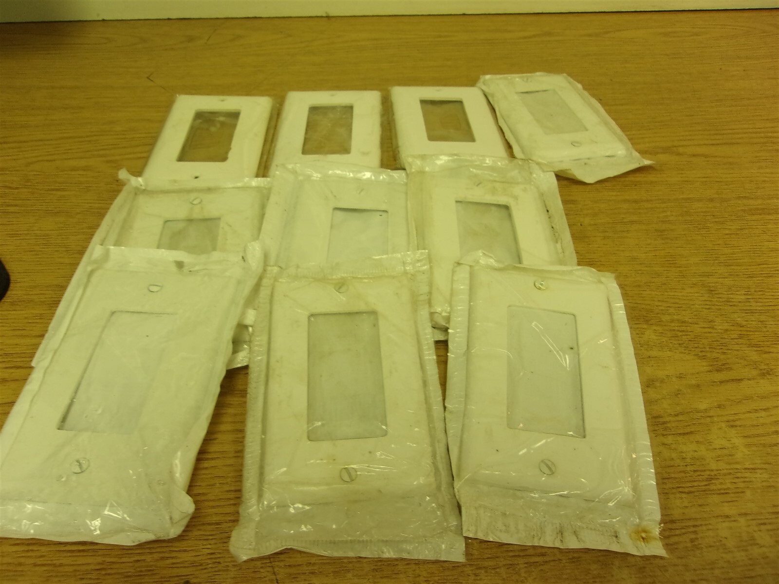 NEW Reviton White Decor Rocker Wall Plate Switch Cover 021-80601-W 10-PK