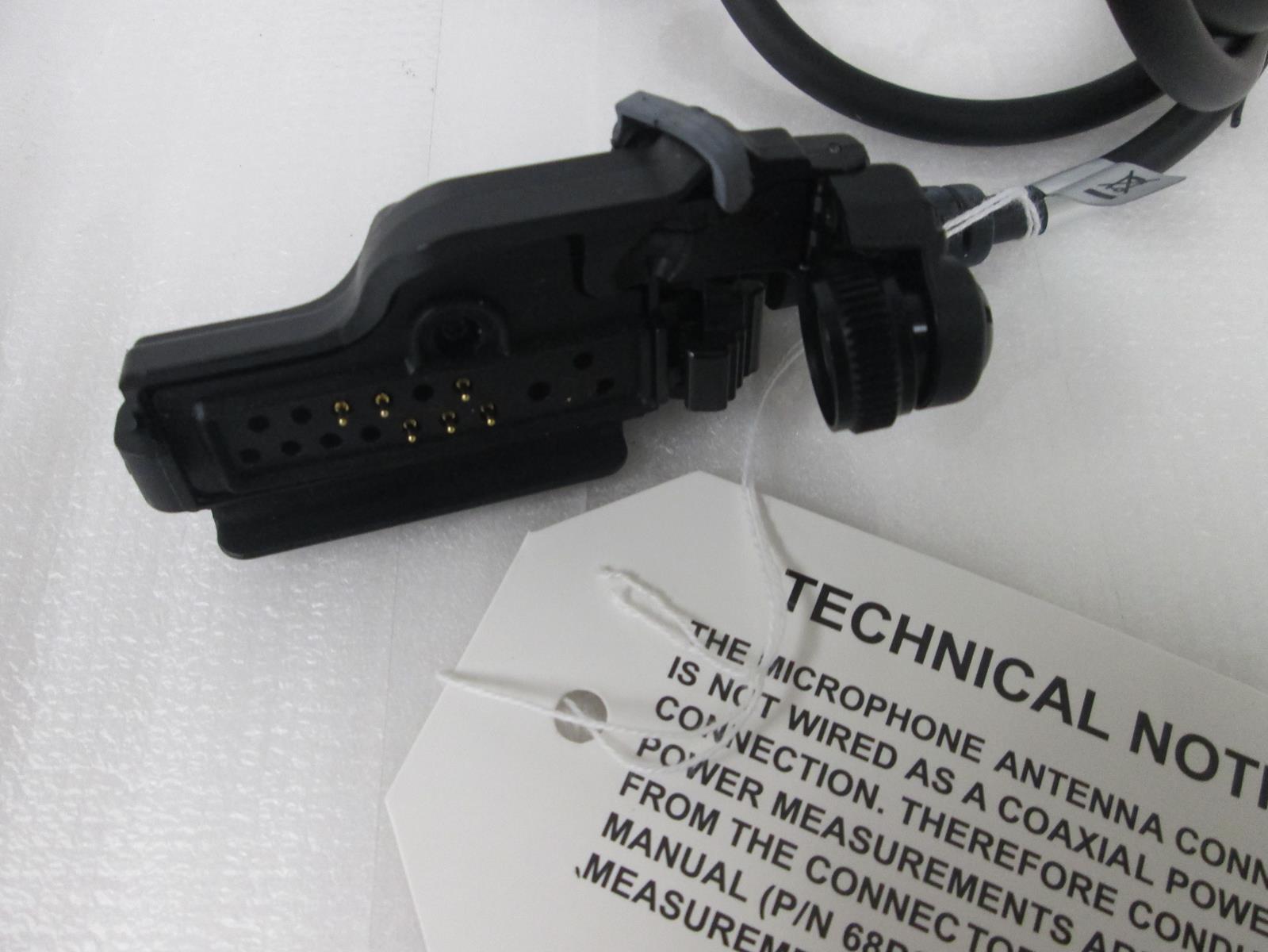 MOTOROLA RMN5072B PUBLIC SAFETY SPEAKER MICROPHONE RMN5073 RMN5074