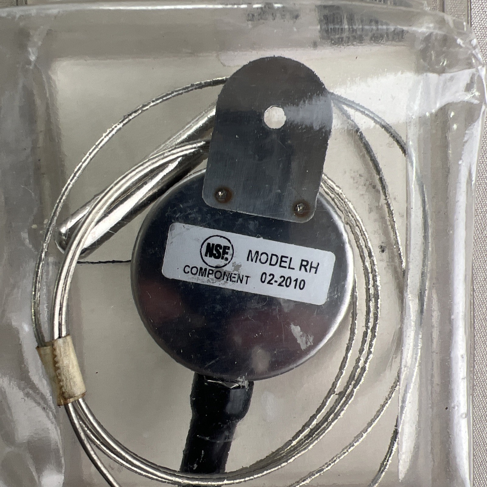 Weiss Instruments Remote Reading Dial Thermometer 2″, 20HL-060. -40/0/60 F&C New