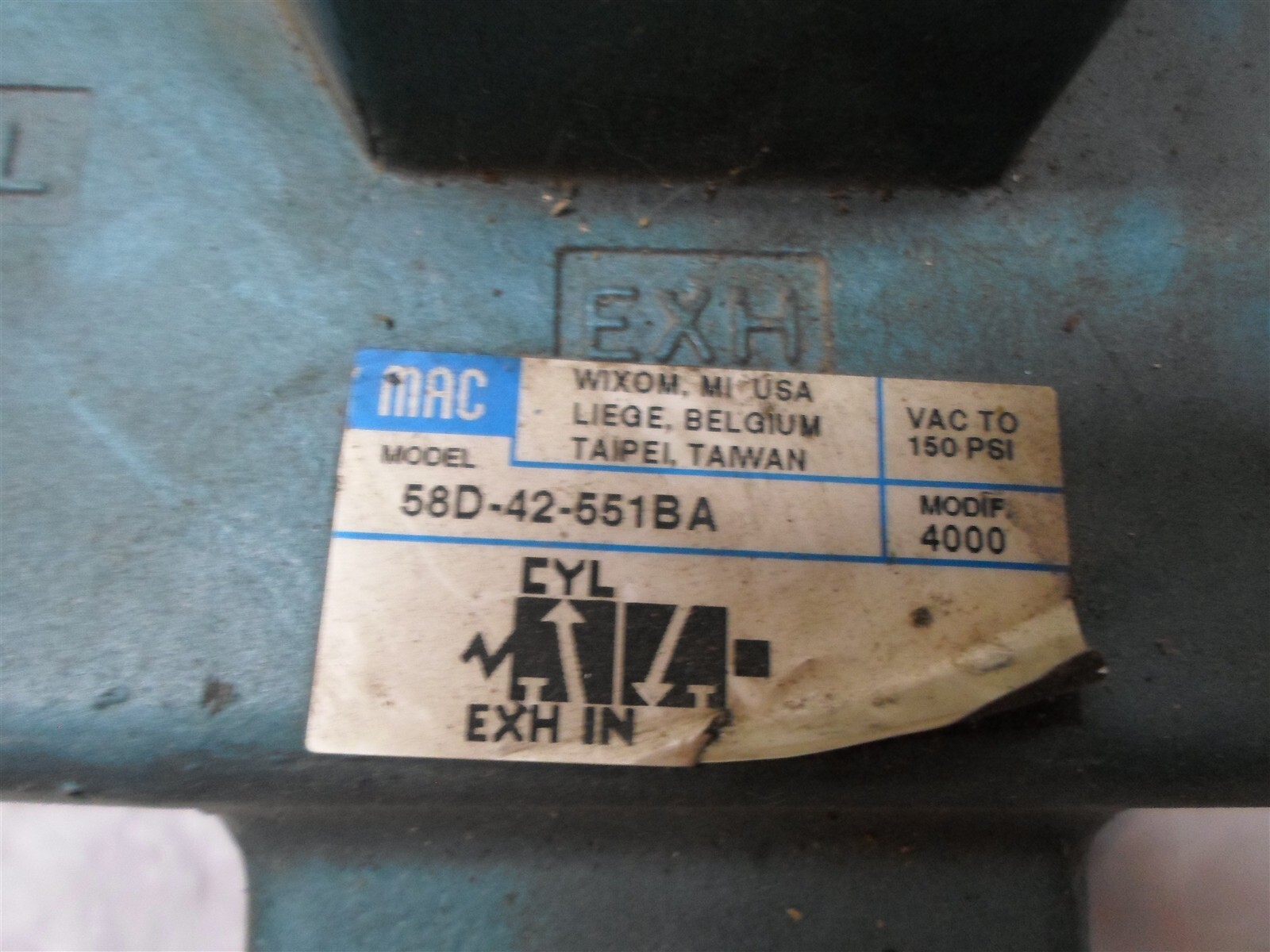 Used: MAC Model 58D-42-551BA, Vac to 150 PSI, With 250B-551BAAA 25-250PSI 12VDC