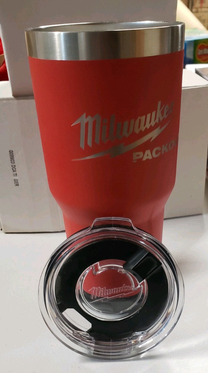 Milwaukee 48-22-8393R Packout 30 Oz Red Tumbler – Way below retail price