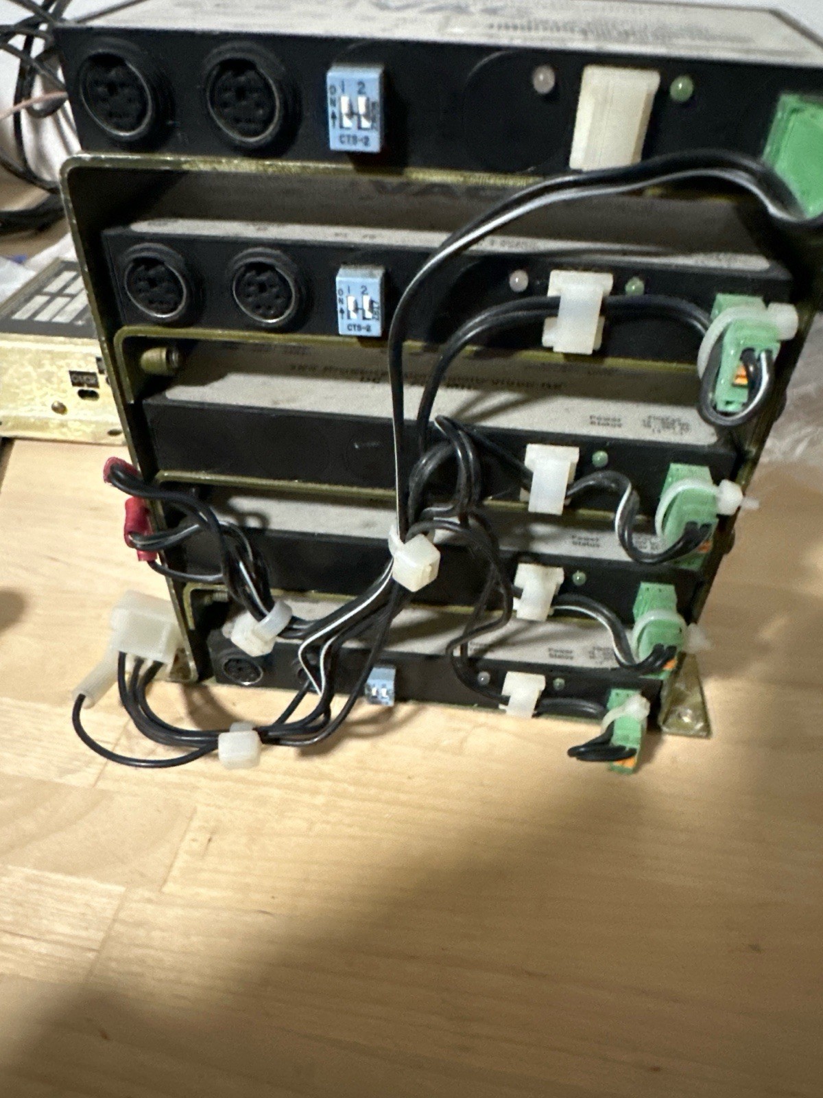 Lot of 5VAC 17-511-112 2×1 Composite Video Switches – Industrial Grade – UASI