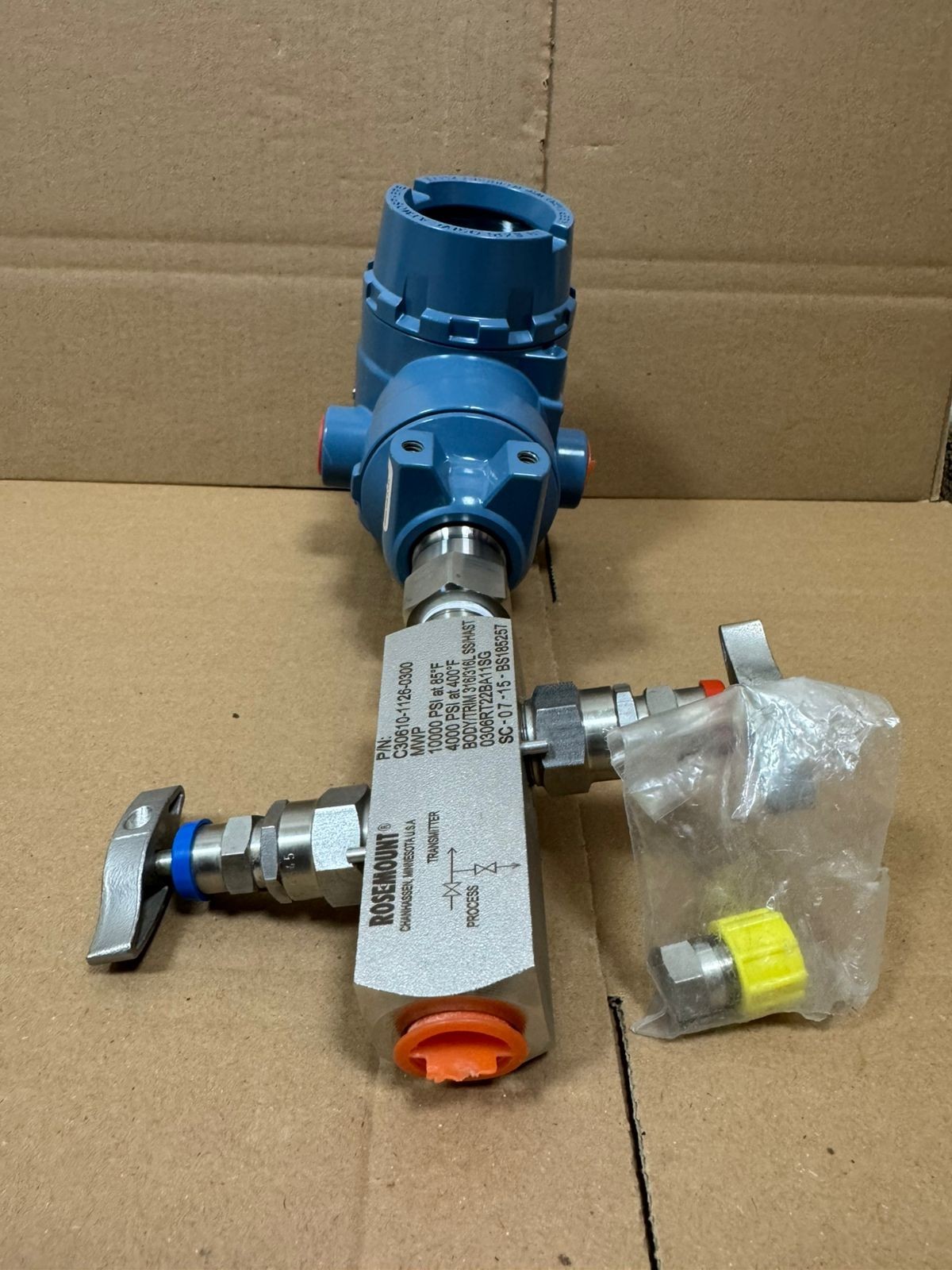 Rosemount / Pressure Transmitter / 2051TG4A2B31AS5B4E5M5D4Q4 / 4000PSI-276BAR